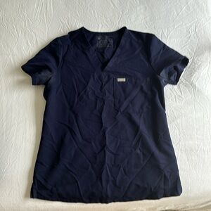 Figs Women’s Scrub Top with Pocket